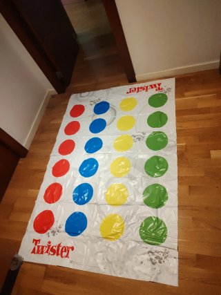 Twister Juego Clásico Hasbro