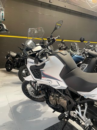 Rieju Xplora 557 Adventure Blanca