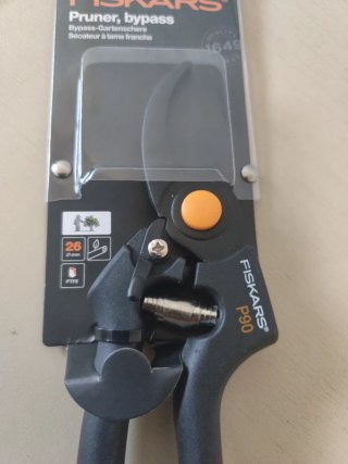 Forbici da potatura Fiskars Bypass P90