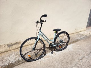 Bicicleta Riverside color blu chiaro