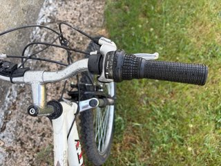 Bicicleta Monty Blanca y Azul