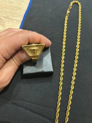 Chapado en oro real 18k Versace Anillo y Collar