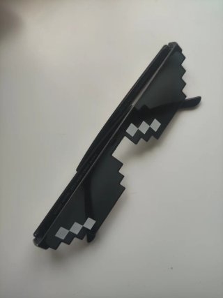 Gafas Pixeladas Estilo Minecraft