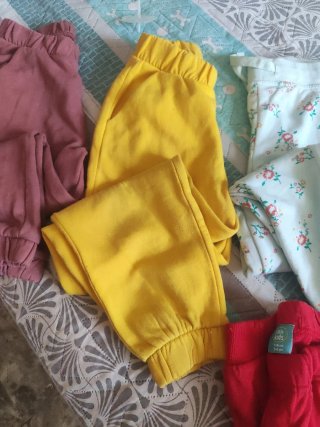 4 Pantalones Chándal Niña Talla 6