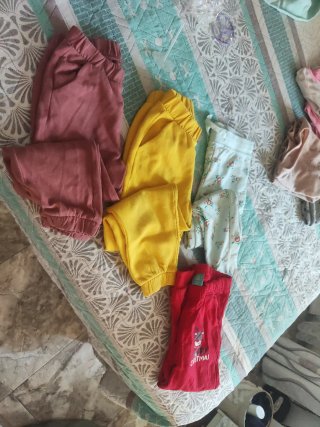 4 Pantalones Chándal Niña Talla 6
