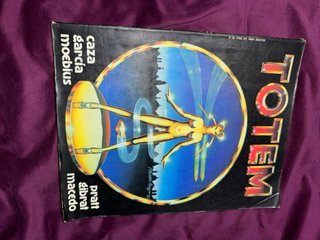 Antiguos comics Totem y otros