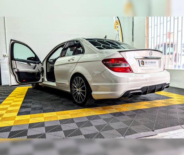 MERCEDES-BENZ C 200 CDI BlueEFFICIENCY Avantgarde