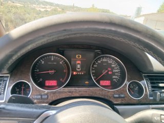 Audi A8 2006 7340103448 teléfono 4