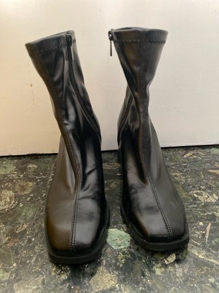 Botines negros Stradivarius