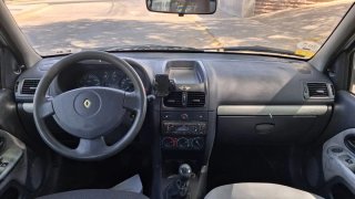 Renault Clio 2002