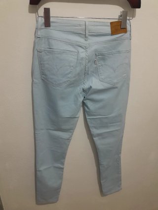Jeans Levi's Azul Claro
