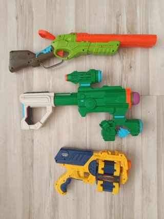 Lote 3 armas de juguete