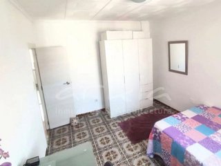 Piso en venta en Ciutat Jardí en Valencia