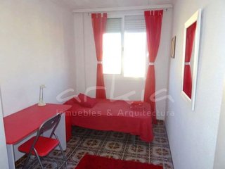 Piso en venta en Ciutat Jardí en Valencia