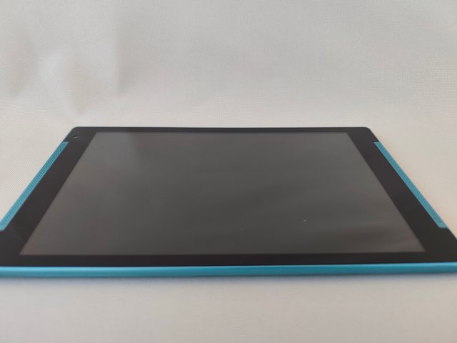 Tablet TJD 10.1" Android 2GB + 64GB con cargador