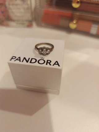 Anillo Pandora Oro y Plata