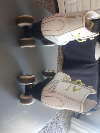 Patines de ruedas Boomerang blancos. Numero 37/38