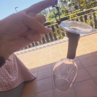 Copa vino metacrilato funda cuero