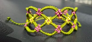 Pulsera Macramé Boho Verde y Rosa