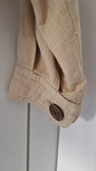 Cazadora Zara corta desflecada Talla S