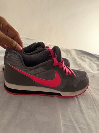 Nike 36 Gris y Rosa
