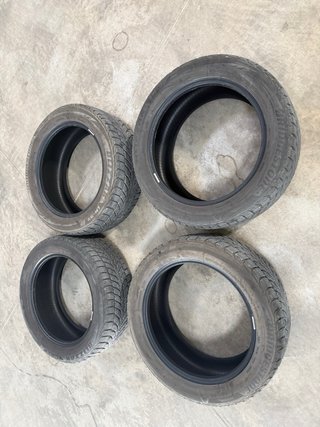 Neumáticos 4 unidades Bridgestone  225/50 R17 94