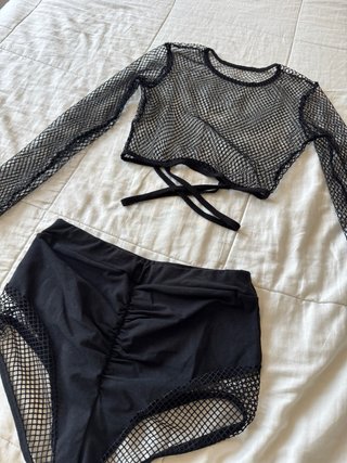 Maglietta a rete + pantaloncino a rete