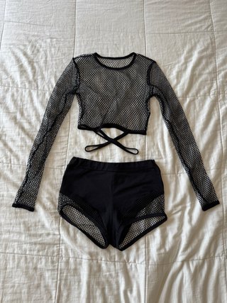Maglietta a rete + pantaloncino a rete