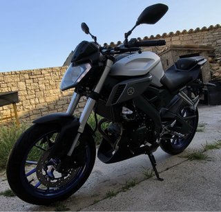 Yamaha MT 125 Naked Negra/Plata