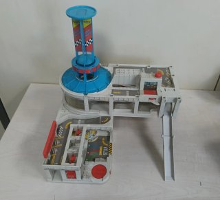 Micro Machines Auto Palace Garage Vintage 1995