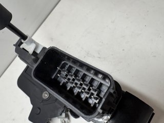 CERRADURA PUERTA TRASERA DERECHA Land Rover Range Rover Evoque (2018->)