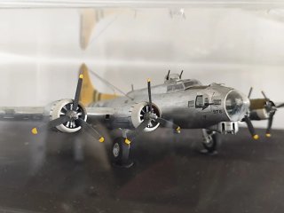 Maqueta B-17G Flying Fortress 1:72 Hasegawa