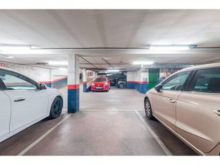 Garaje en venta en Berruguete en Madrid