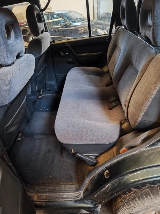 Mitsubishi Montero 1995
