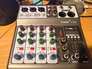 Mezclador de audio Aveek F-5A