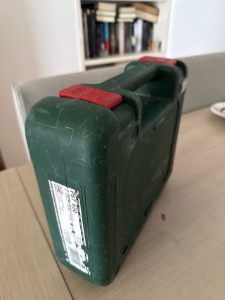 Caja Bosch PST 650 para caladora