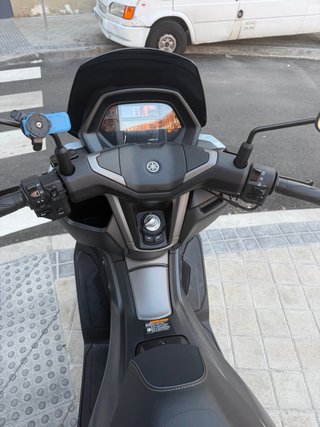 Yamaha NMAX  2026 - cambio  por ADV 350cc