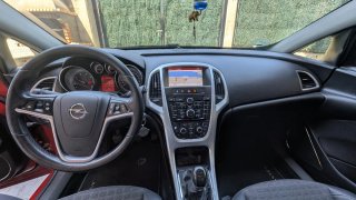 Opel Astra 2015
