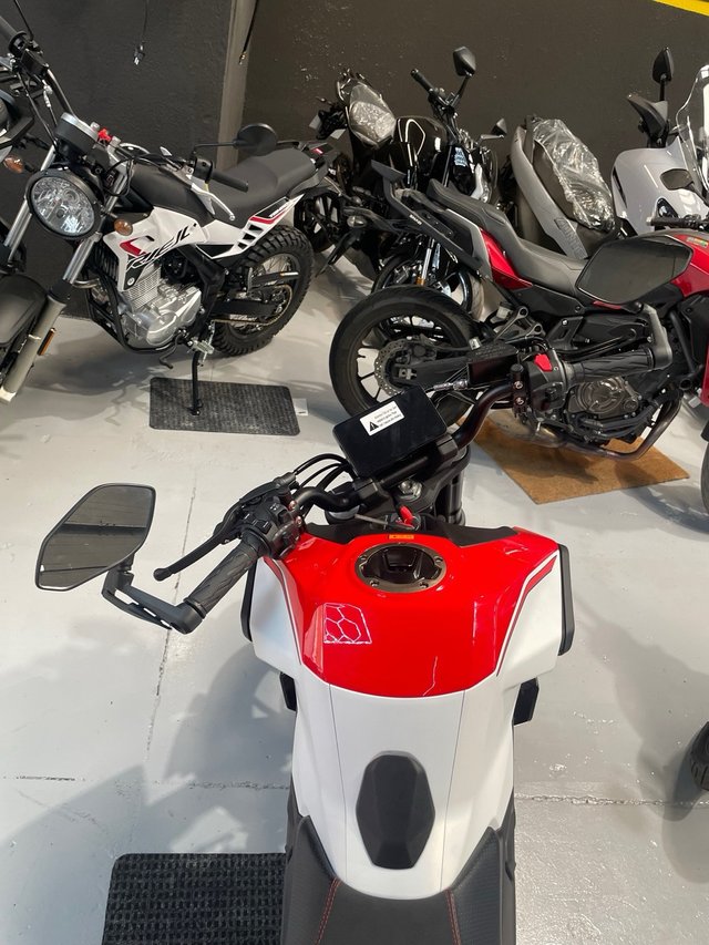 Rieju NKD 125 nueva a estrenar