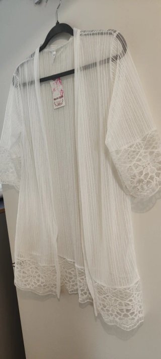 Kimono blanco encaje talla única