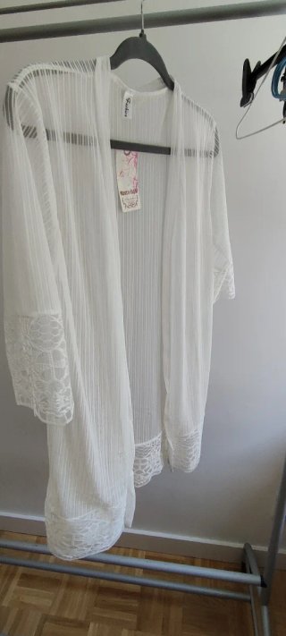 Kimono blanco encaje talla única