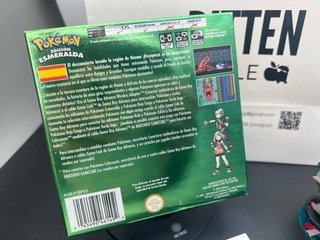 Pokémon Edición Esmeralda GAME BOY ADVANCE // GARA