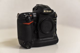 Nikon D3S averiada + cargador/batería
