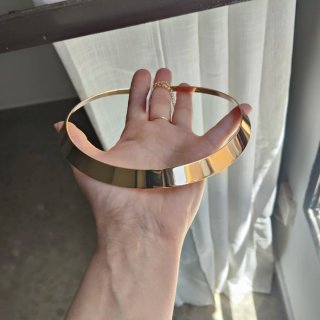 Collar choker metálico dorado