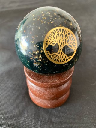 5 Esferas Orgonite con Soportes Madera