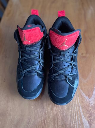 Zapatillas Jordan Negras y Rosas