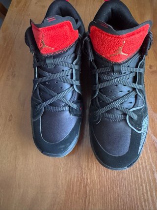 Zapatillas Jordan Negras y Rosas