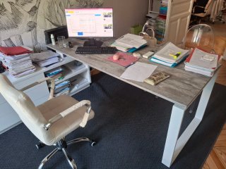 Escritorio de oficina madera y plástico