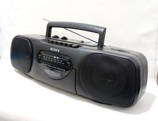 Radio Cassette Sony Vintage Años 90