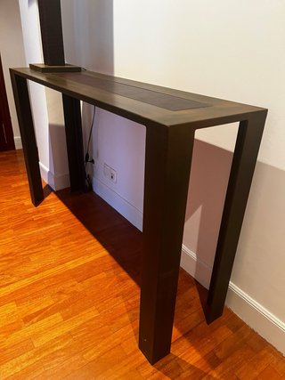 Consola Diseño Piel y Metal + Lámpara Diseño.